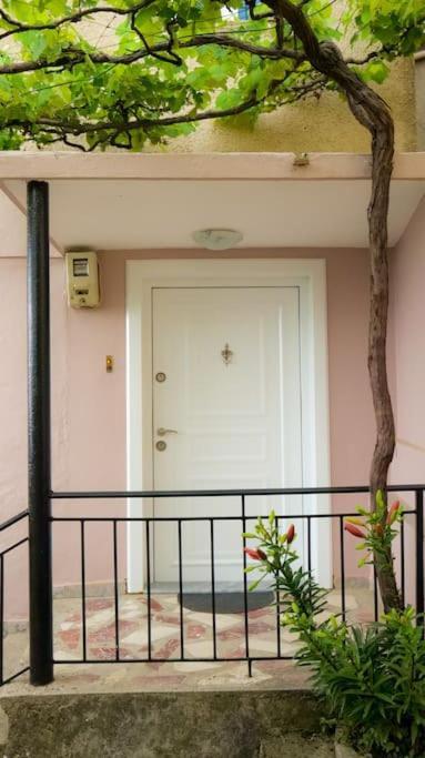 Kasmi Home Крує Екстер'єр фото