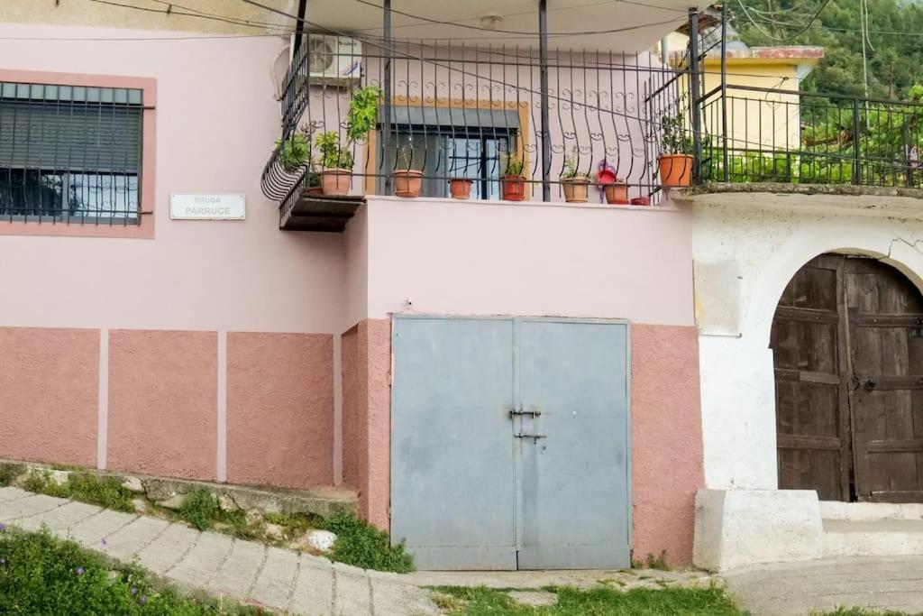 Kasmi Home Крує Екстер'єр фото